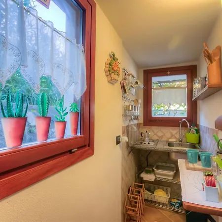 La Piccola Casa Dell'uva Fragola - Happy Meina