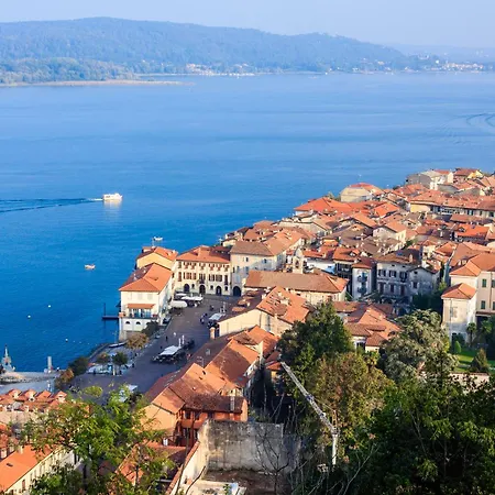 La Piccola Casa Dell'Uva Fragola Next To The Lake - Happy Rentals *
