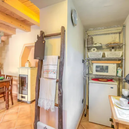 Holiday home La Piccola Casa Dell'Uva Fragola Next To The Lake - Happy Rentals *